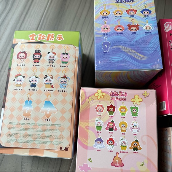 Blind Box Bundle - Picture 4 of 5